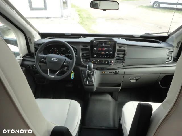 Ford Itineo PS 700 - 24