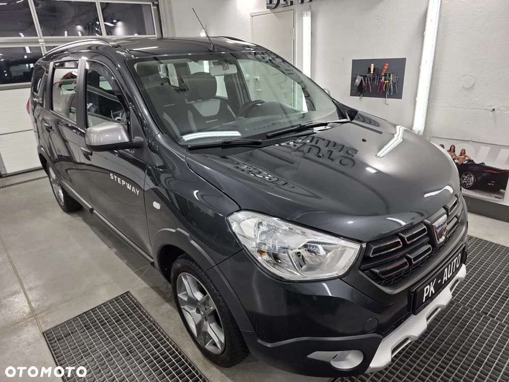 Dacia Lodgy 1.3 TCe Stepway S&S - 12