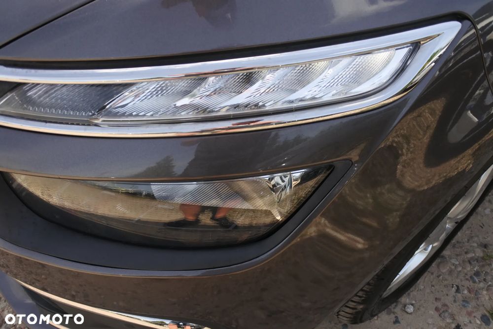 Citroën C4 Picasso PureTech 130 Stop&Start SHINE - 21