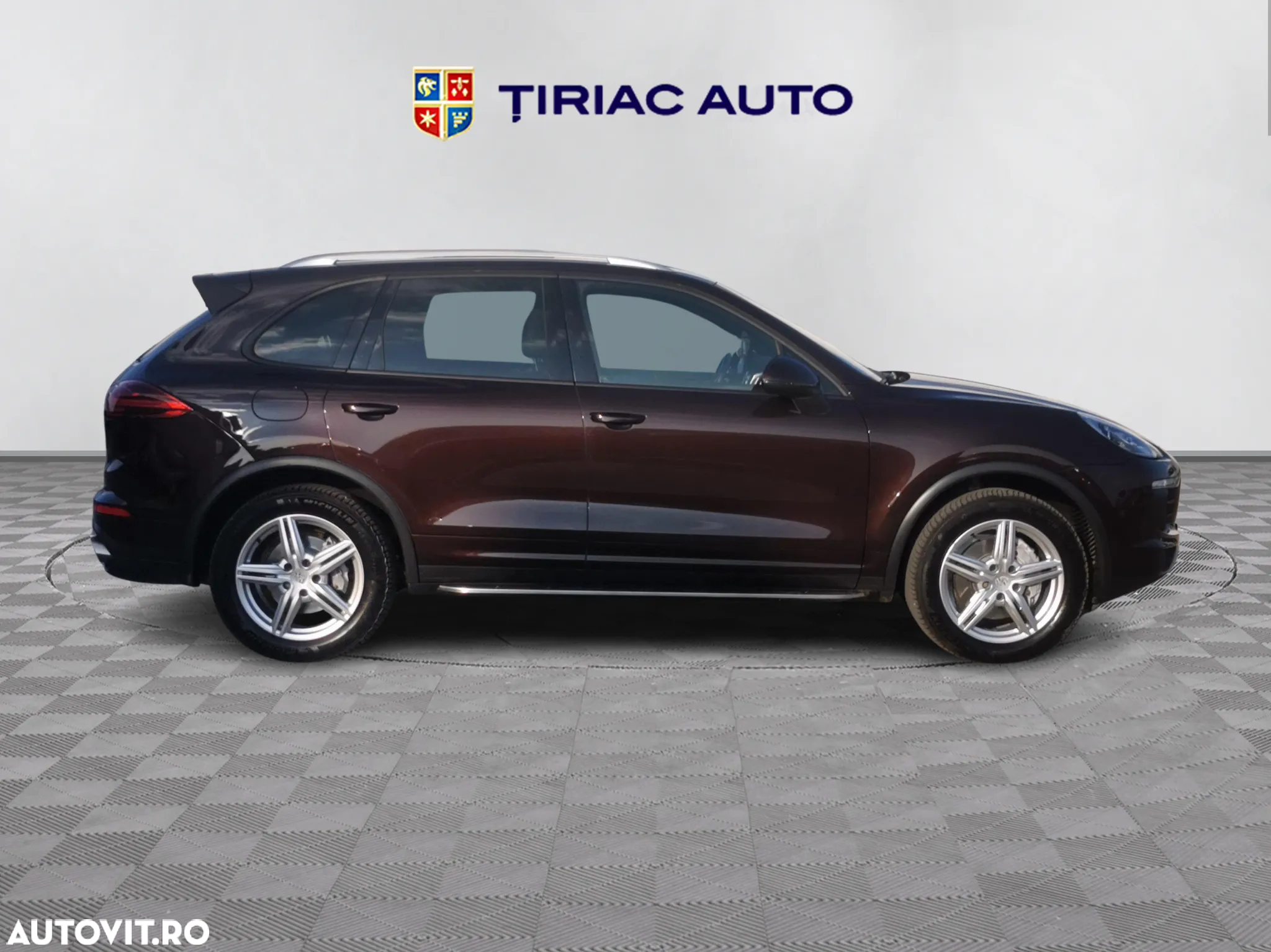 Porsche Cayenne Diesel Platinum Edition - 6