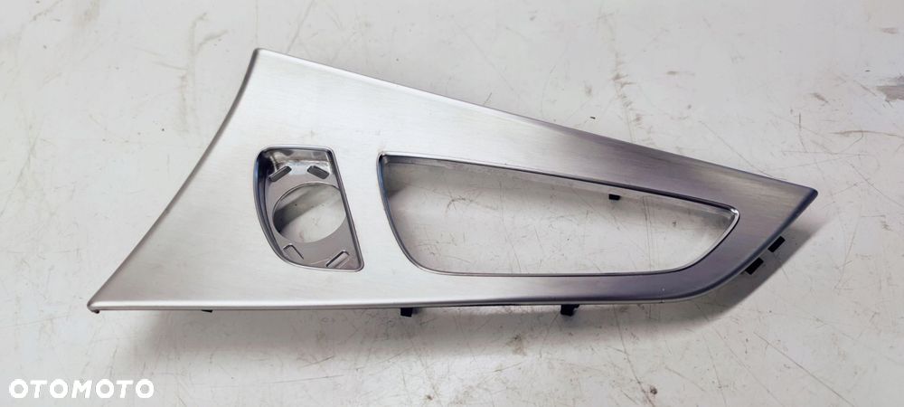 LISTWA DEKOR DRZWI AUDI A7 PRAWY TYŁ 4G8867420 *2* - 3