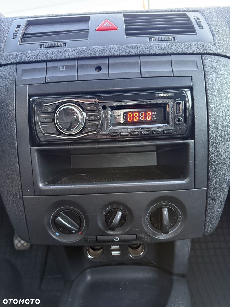 Skoda Fabia - 7