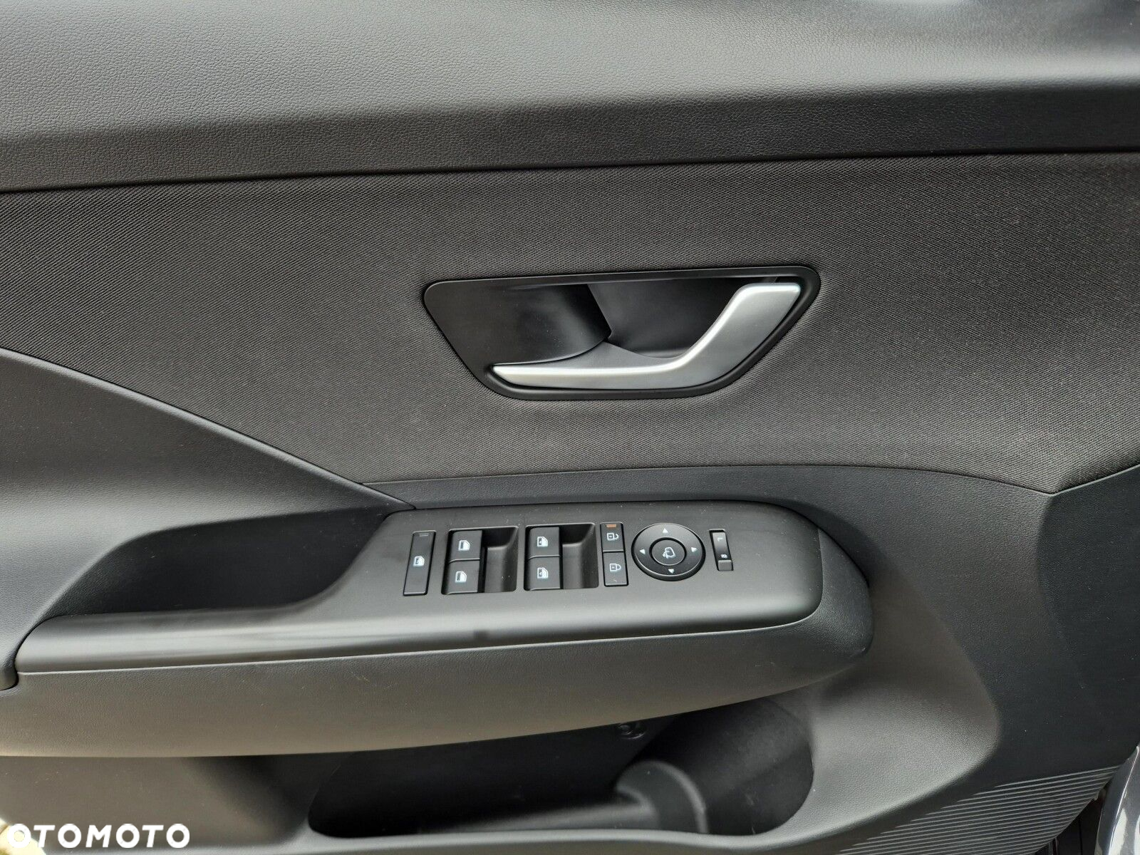 Hyundai Kona 1.6 T-GDI Executive - 13