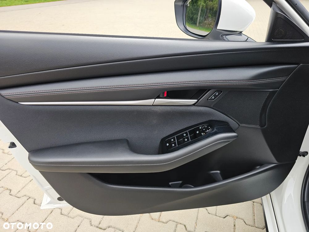 Mazda 3 - 17