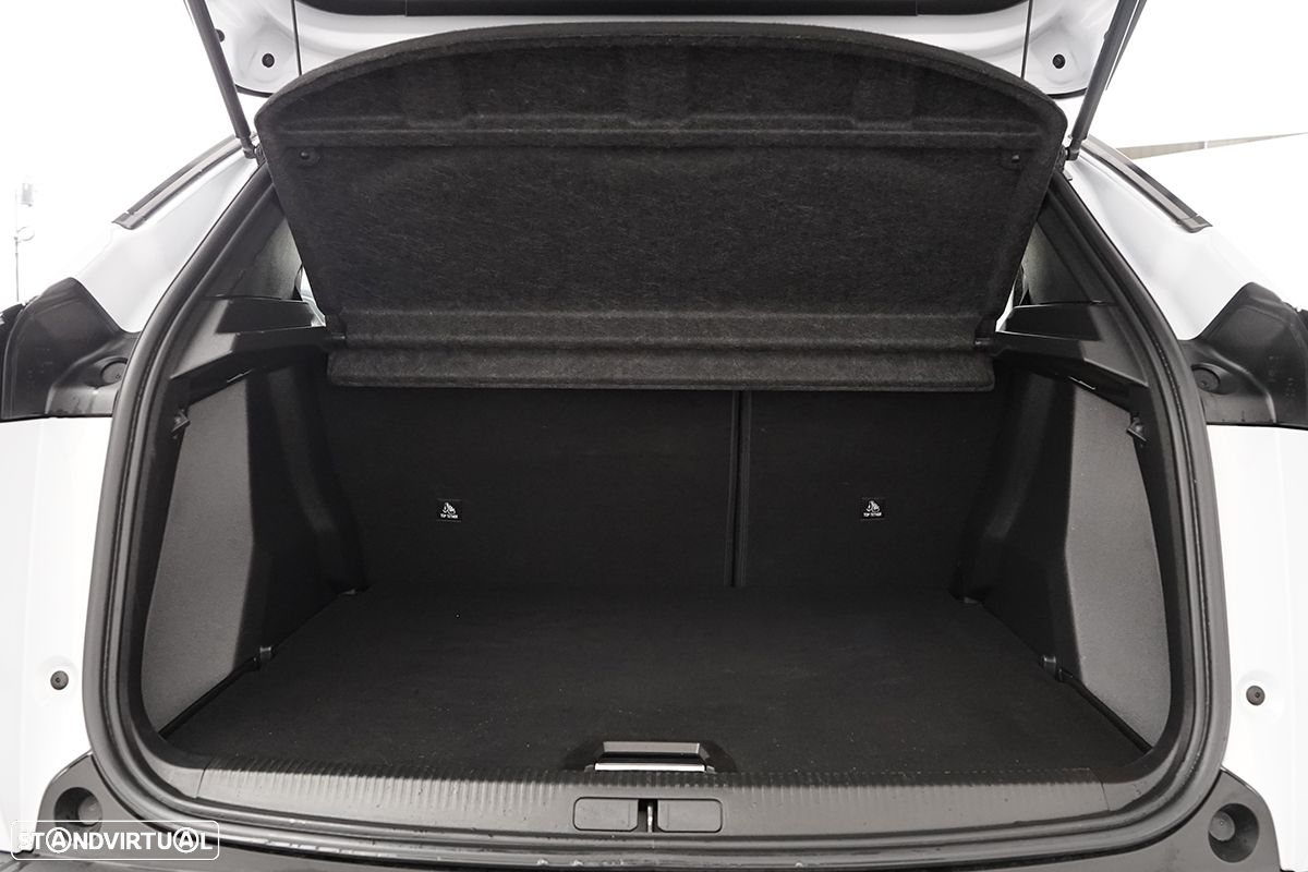 Peugeot 2008 1.2 PureTech Allure - 25