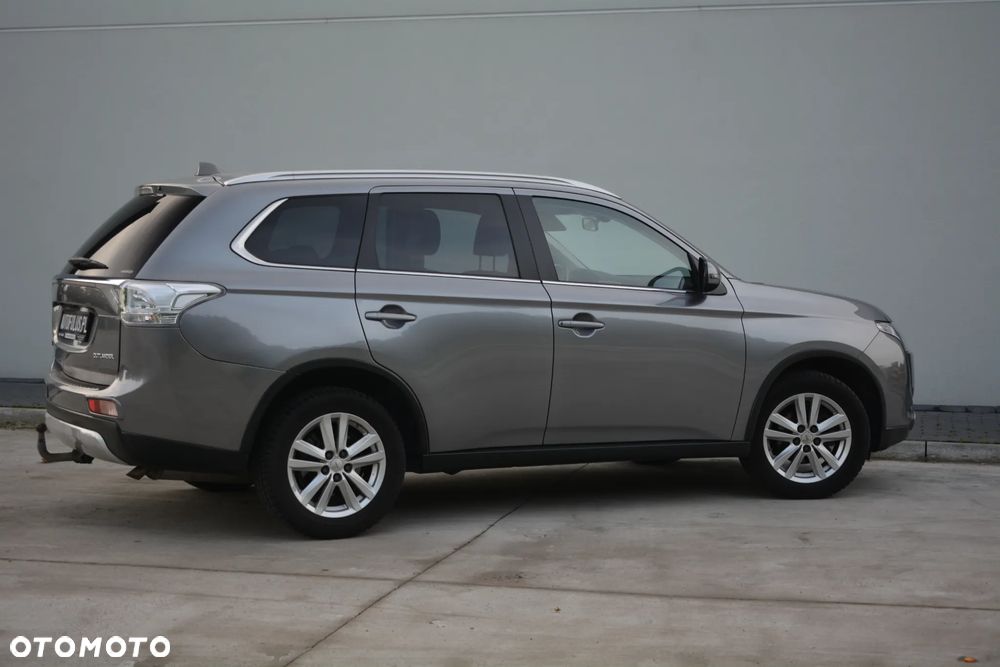 Mitsubishi Outlander - 7