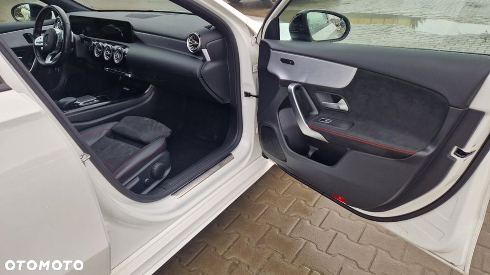 Mercedes-Benz Klasa A 250 e 8G-DCT Edition AMG Line - 14