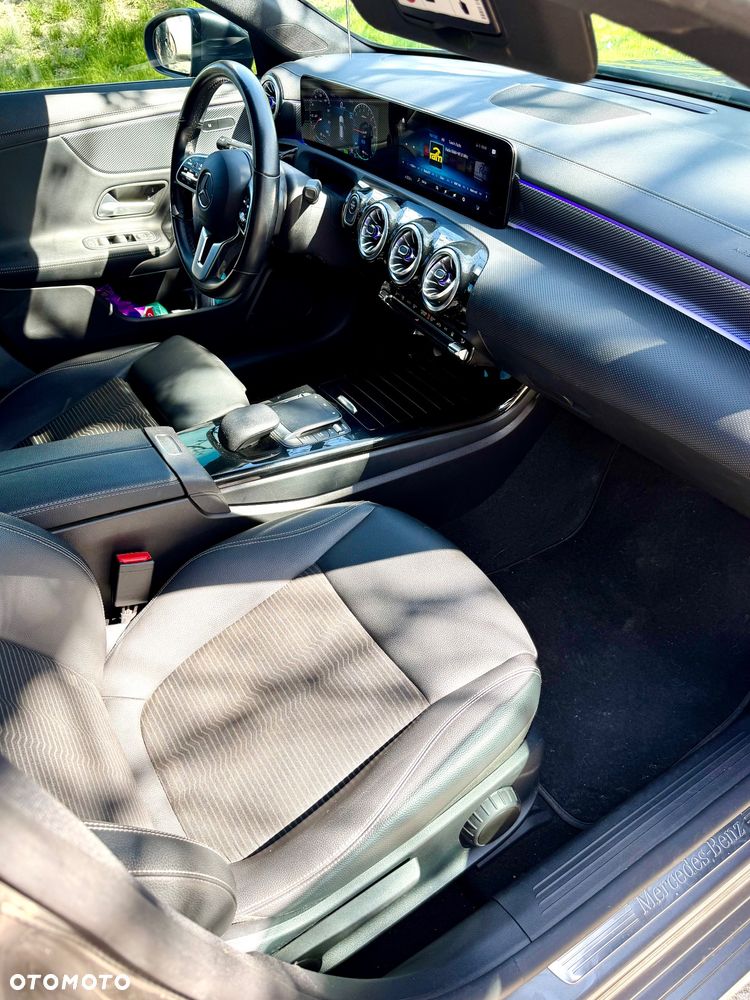 Mercedes-Benz CLA - 8