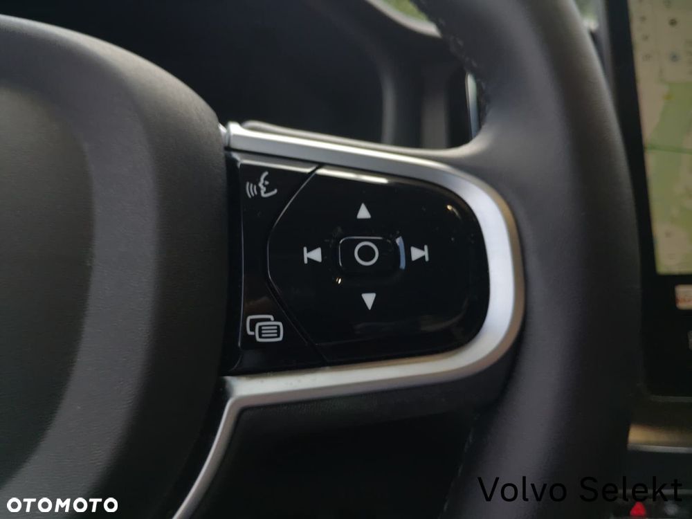 Volvo XC 60 - 30