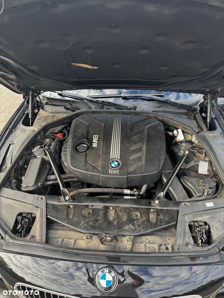 BMW Seria 5 520d - 12