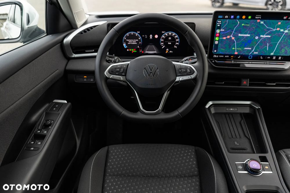 Volkswagen T-Roc 1.5 eTSI Life DSG - 37