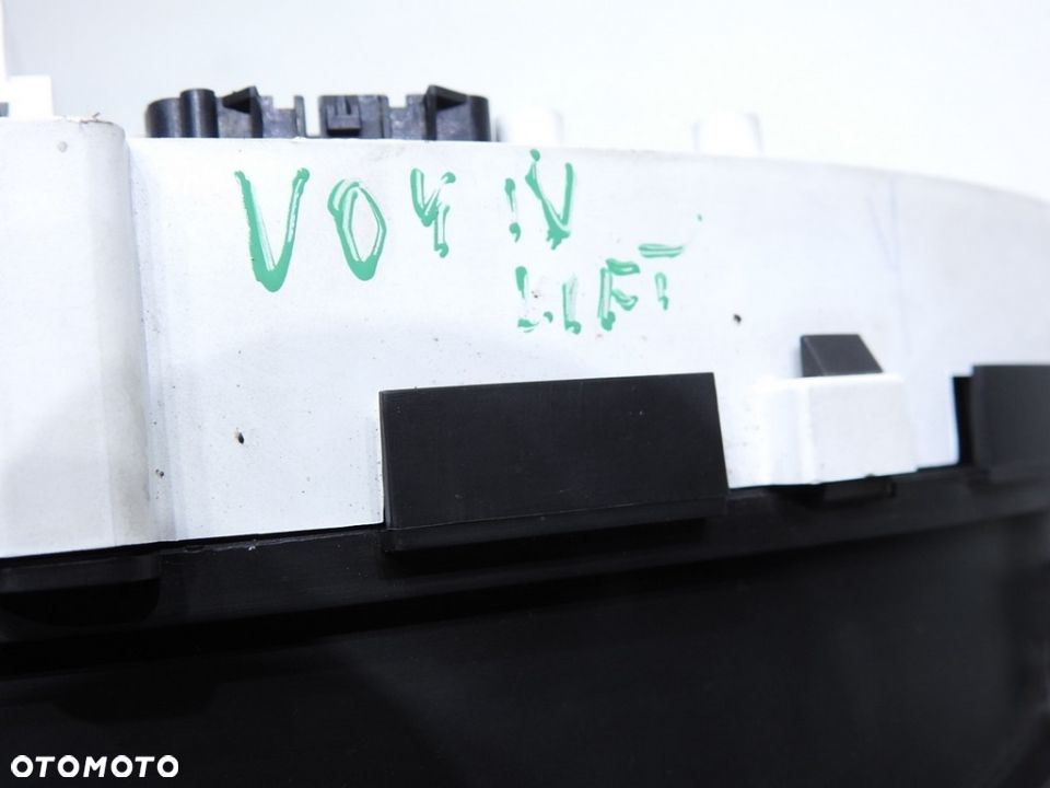 LICZNIK CHRYSLER VOYAGER IV LIFT 2.4 B P05082410AH - 3