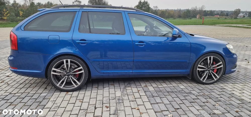 Skoda Octavia Combi 2.0 TSI RS - 4