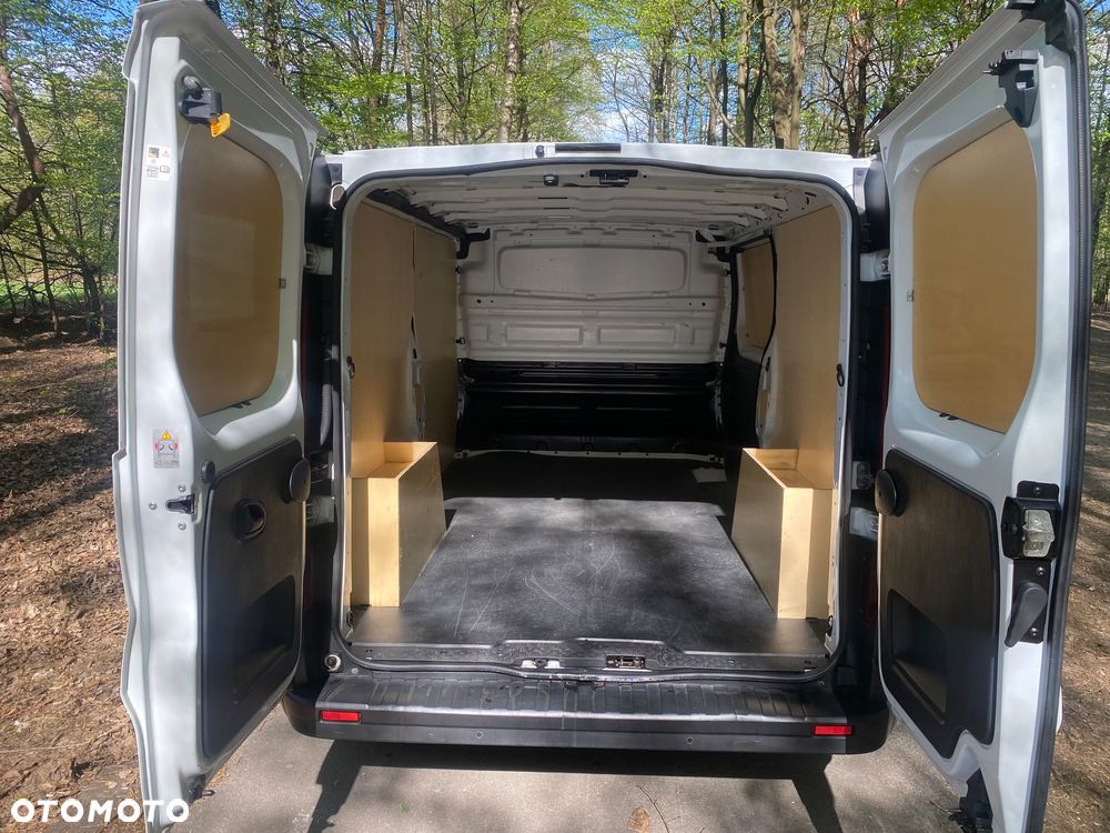 Renault Trafic - 18