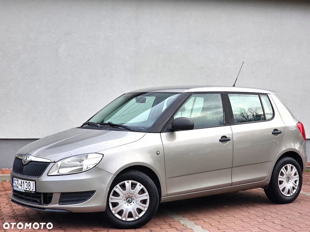 Skoda Fabia 1.4 16V Active Plus - 7
