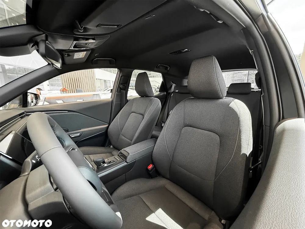 Lexus LBX 1.5 Hybrid - 6