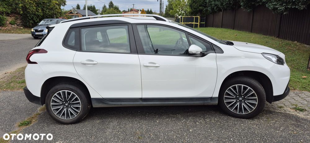 Peugeot 2008 - 6