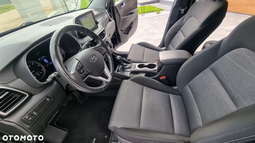 Hyundai Tucson blue 1.6 CRDi 2WD DCT Premium - 23