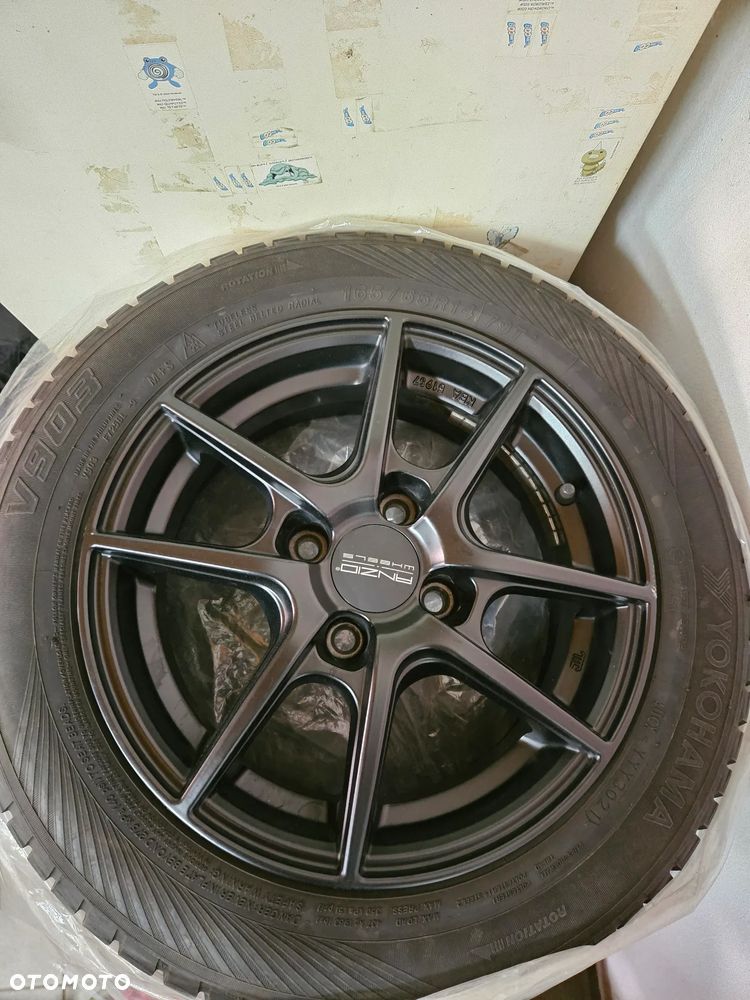 Toyota Aygo x-cite - 24
