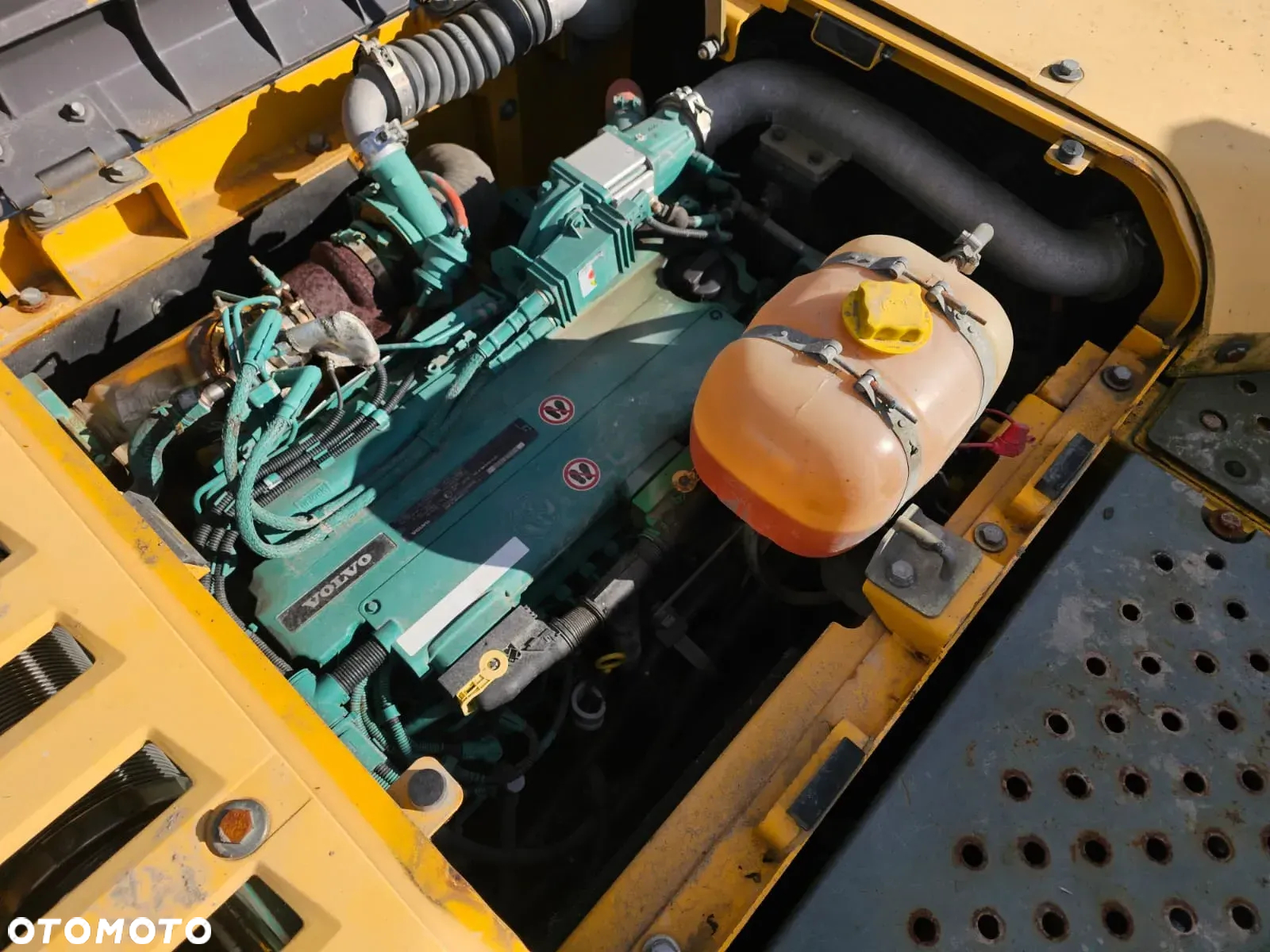 Volvo EC220DL - 14