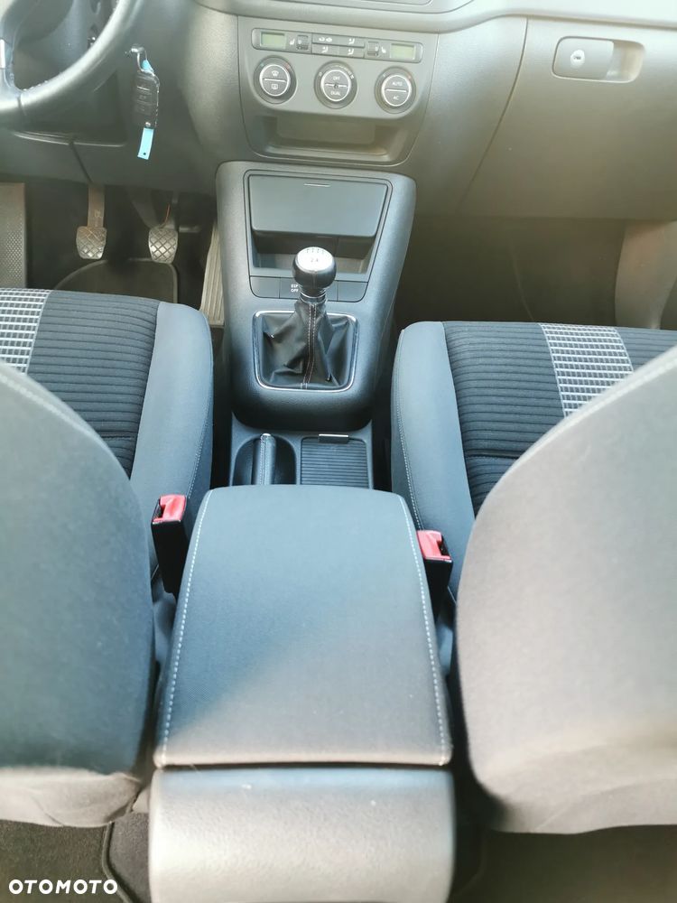 Volkswagen Golf Plus - 19
