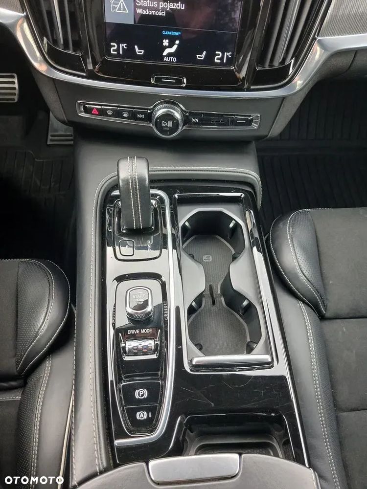 Volvo S90 - 26