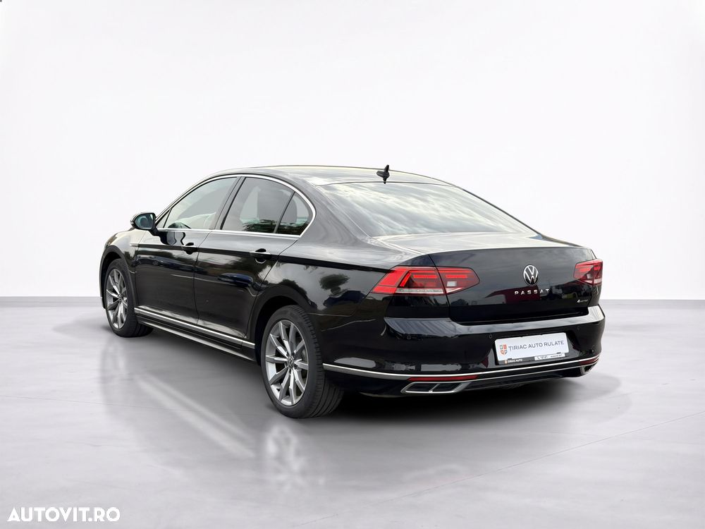 Volkswagen Passat 2.0 TDI DSG 4Motion R Executive - 5