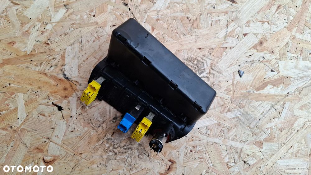 BMW E36 PÓŁKA PÓŁECZKA - 3