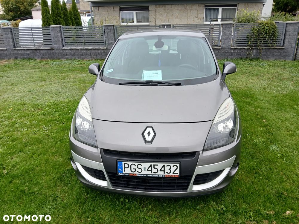 Renault Scenic - 1