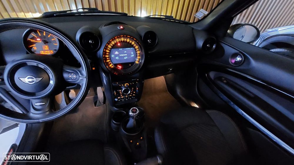 MINI Paceman Cooper D - 20
