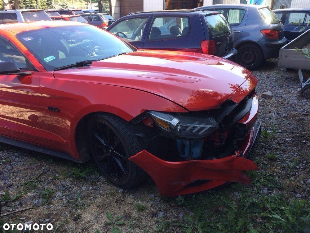 Ford Mustang 5.0 V8 GT - 23