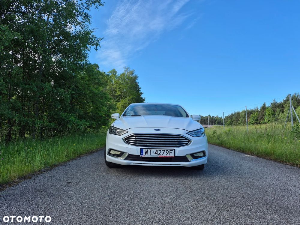 Ford Fusion - 4