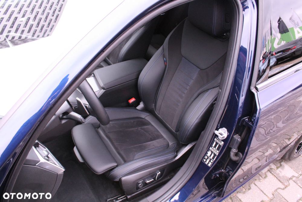 BMW Seria 3 320d xDrive M Sport sport - 9