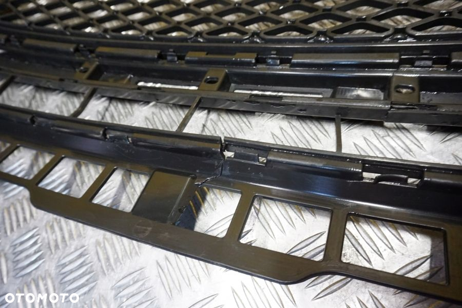 FORD EXPLORER 2020 - 2023 Atrapa Przód Grill LB5B-8200 USA - 15