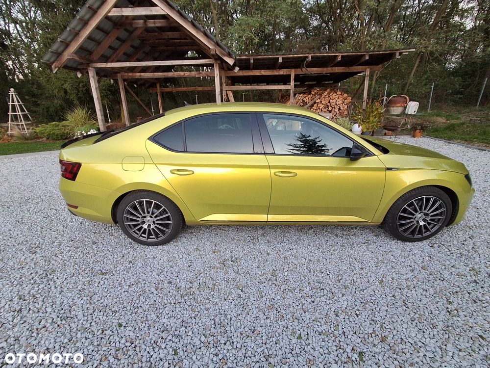 Skoda Superb 2.0 TDI 4x4 Sportline DSG - 7