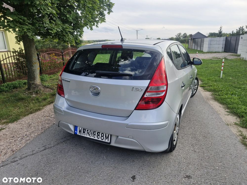 Hyundai i30 1.4 Base - 3