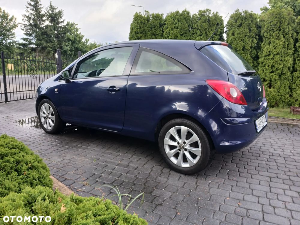 Opel Corsa - 20