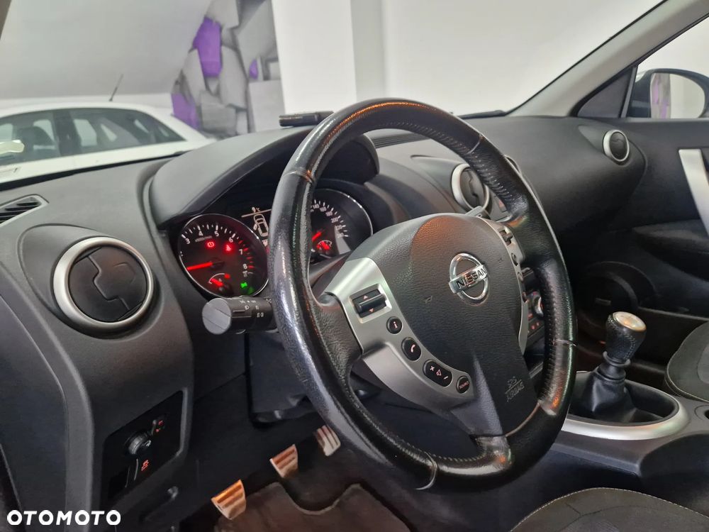 Nissan Qashqai+2 - 26
