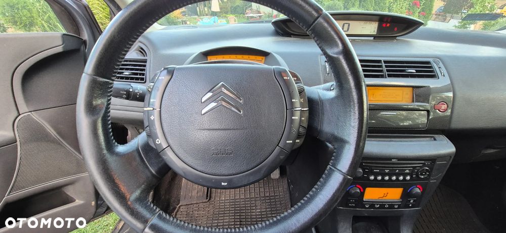 Citroën C4 - 4