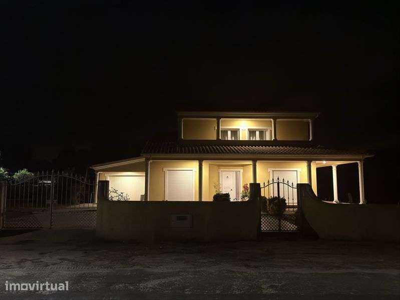 Moradia T4 Isolada com 2.235 m² de Terreno em Mira - Grande imagem: 3/9