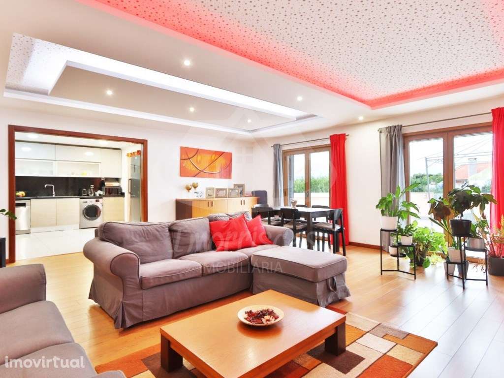 Apartamento T4 com box e terraço, São Julião do Tojal - Valor negoc... - Grande imagem: 2/30