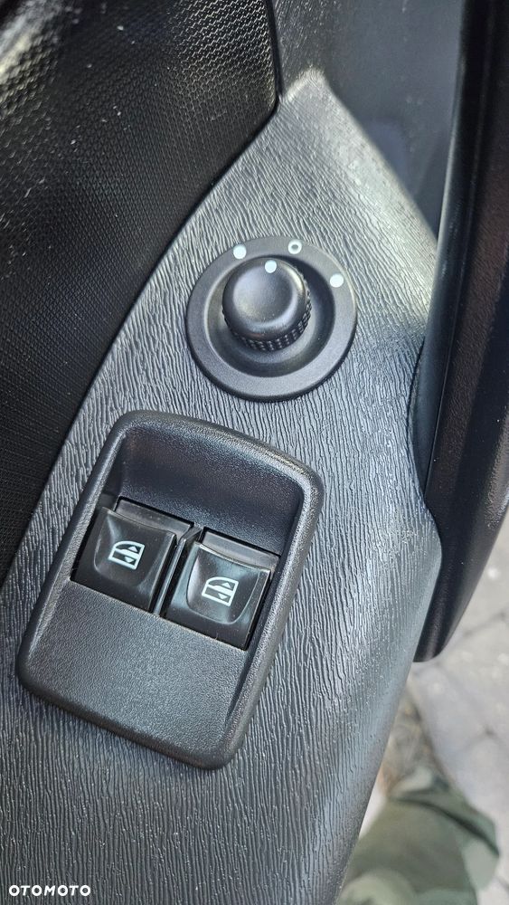 Renault KANGOO - 8