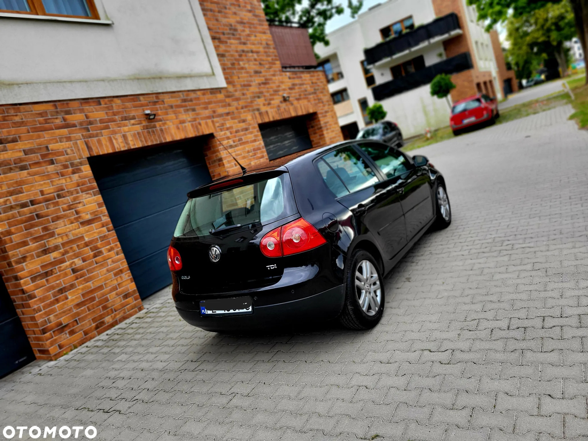 Volkswagen Golf - 6