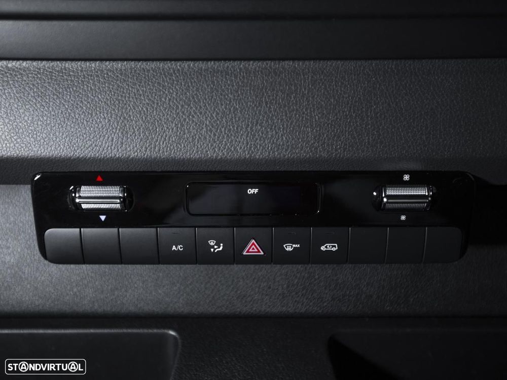 Mercedes-Benz E-SPRINTER - 19