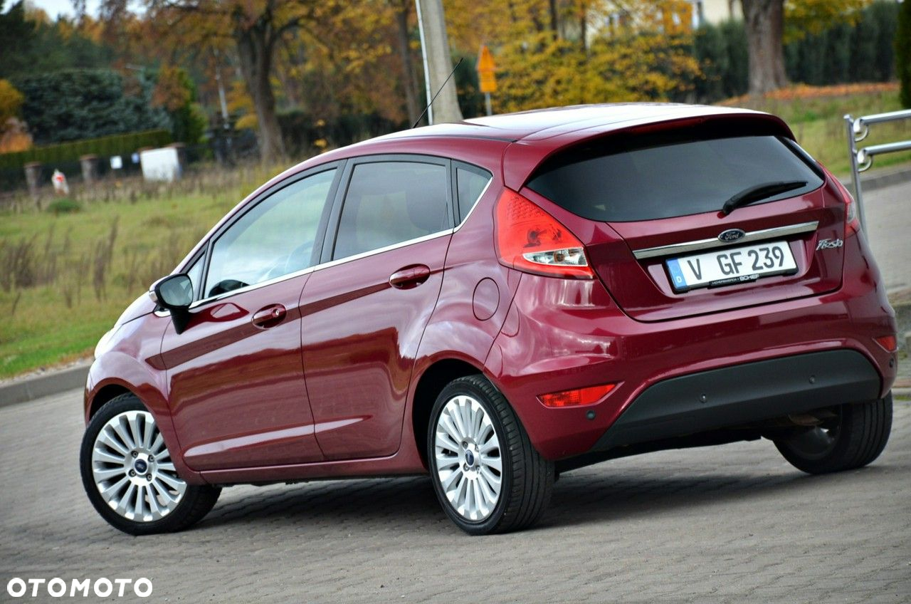 Ford Fiesta - 17