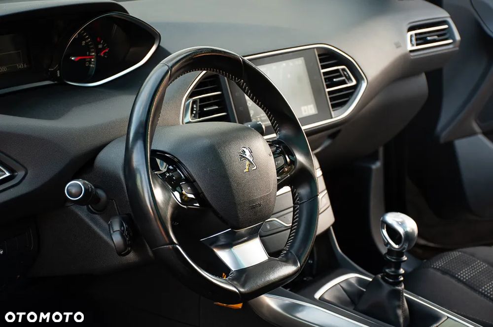 Peugeot 308 1.2 PureTech GPF Active Pack S&S - 36