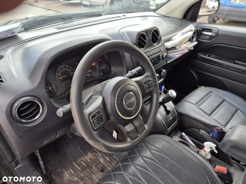 Jeep Compass - 13