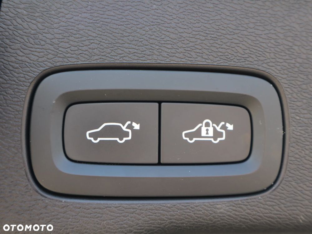 Volvo XC 60 B5 B AWD Inscription - 19