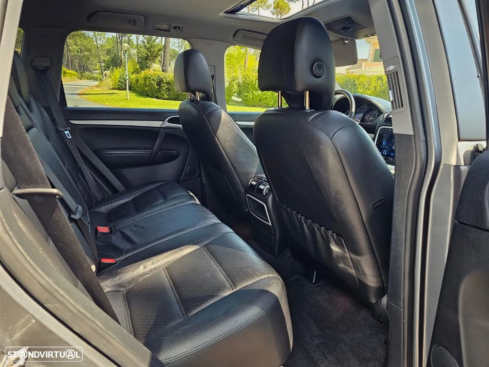 Porsche Cayenne Tiptronic S - 20