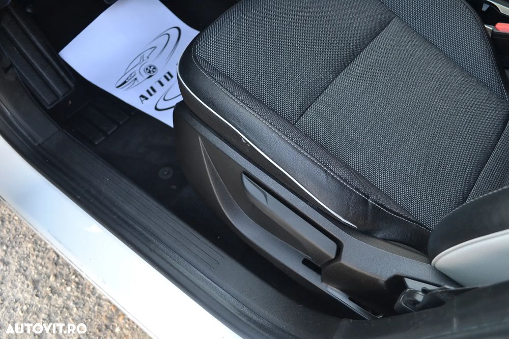 Renault Captur TCe 130 EDC GPF EDITION ONE - 9